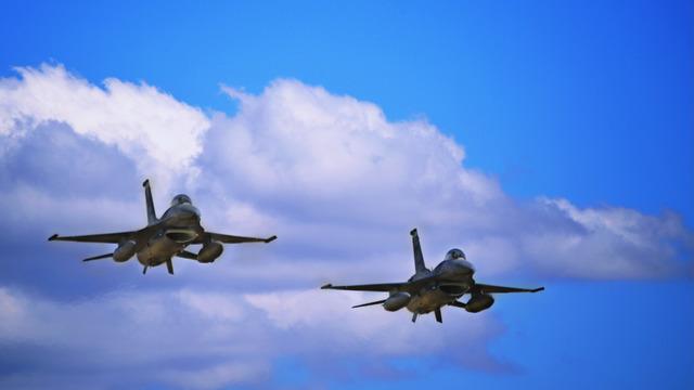 ABD'den tarihi F-16 testi! Pilotluğun sonu mu geliyor? 