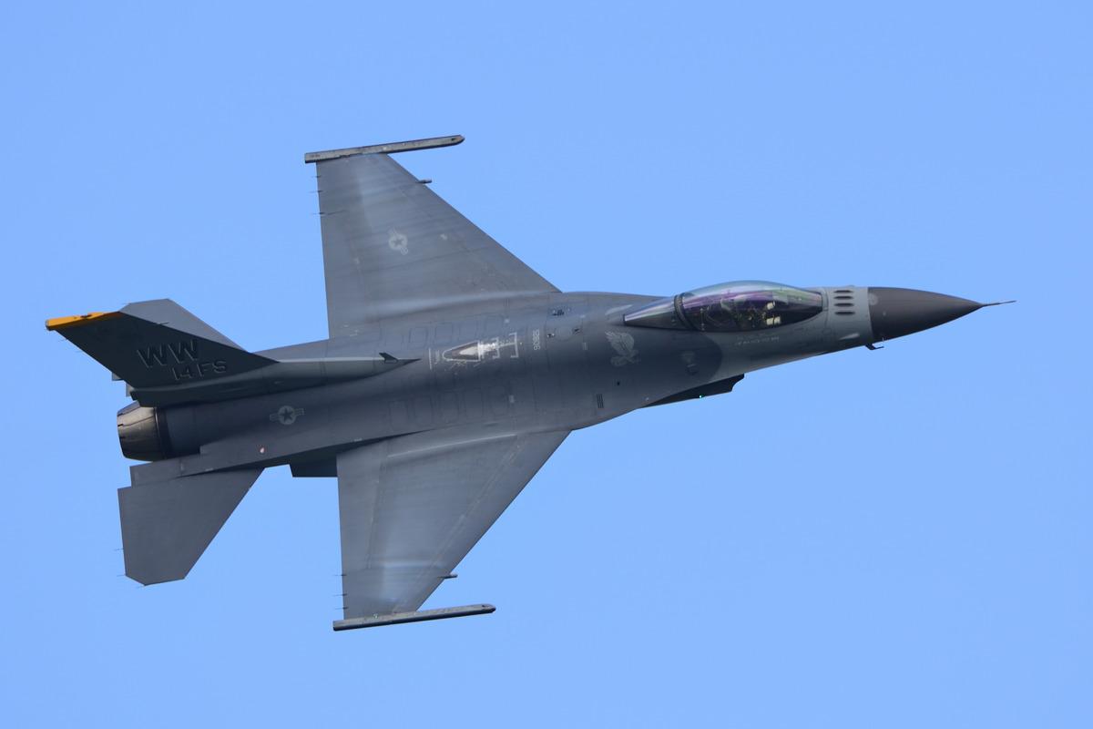 ABD den tarihi F-16 testi! Pilotluğun sonu mu geliyor? 3