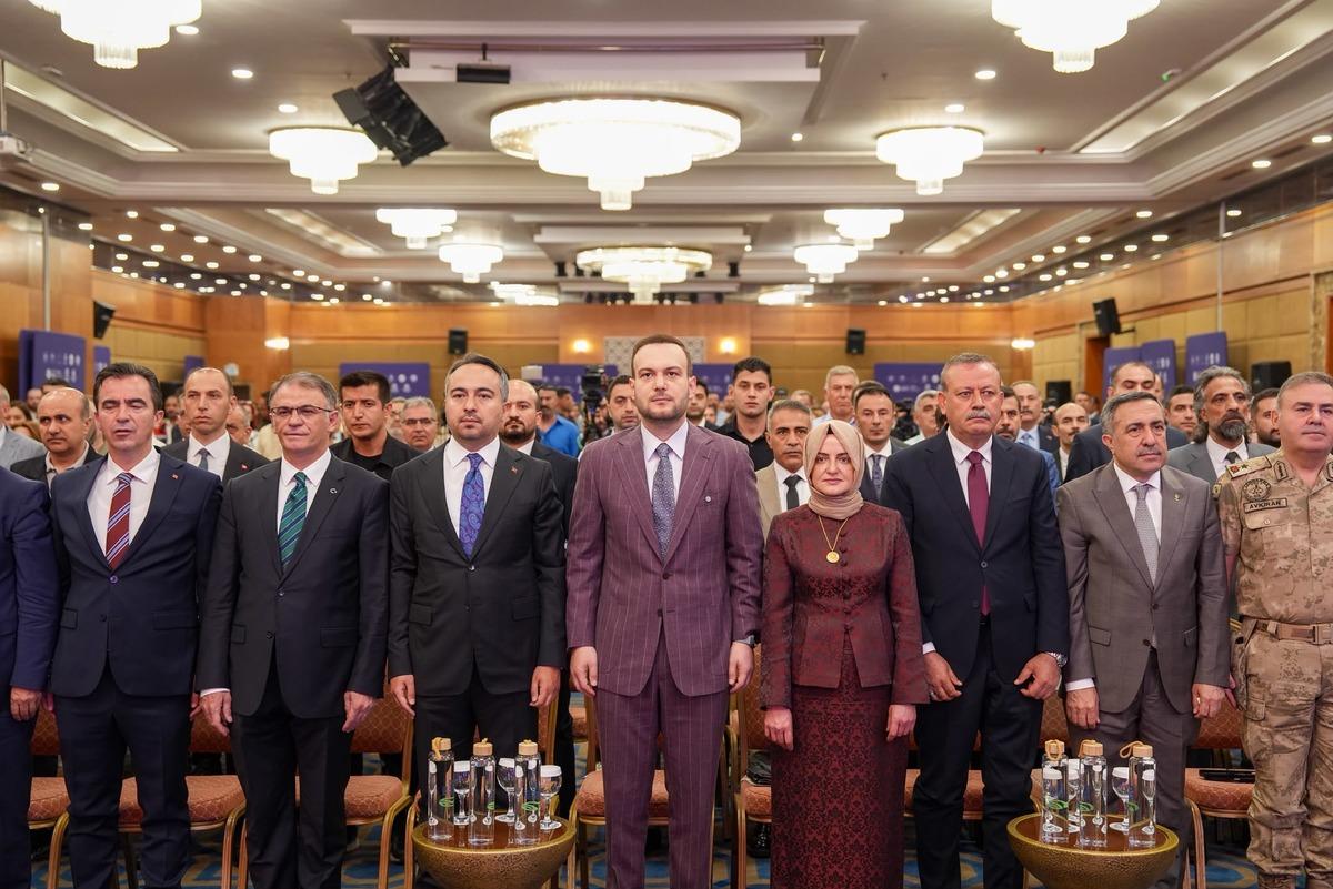 Van Gölü Havzası Sürdürülebilir Gelecek Çalıştayı: "2050 Vizyonu’nu hep beraber inşa etmeye başlıyoruz" 2