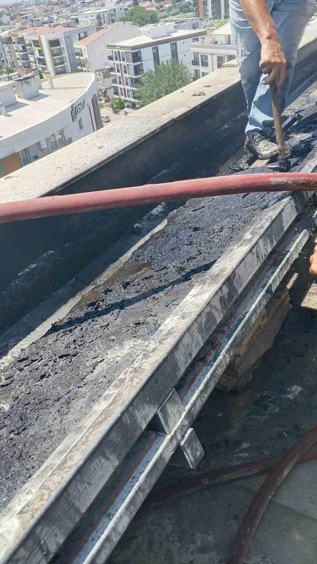 Aydın’da çatı yangını 1