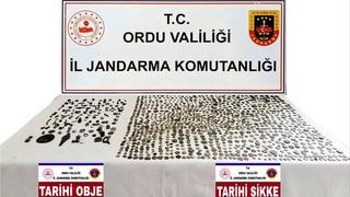 Ordu’da çok sayıda sikke ve tarihi eser objeler ele geçirildi