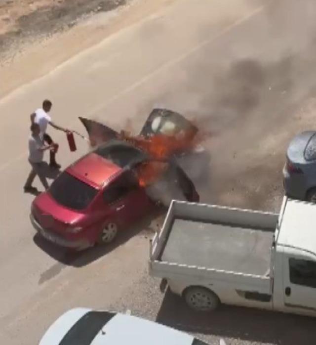 Kahramanmaraş’ta otomobil yangını 1