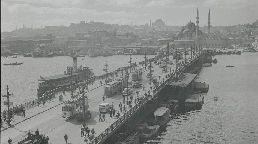 79 yıl &ouml;nce İstanbul meğer bu haldeymiş! Fotoğraflar ortaya &ccedil;ıktı