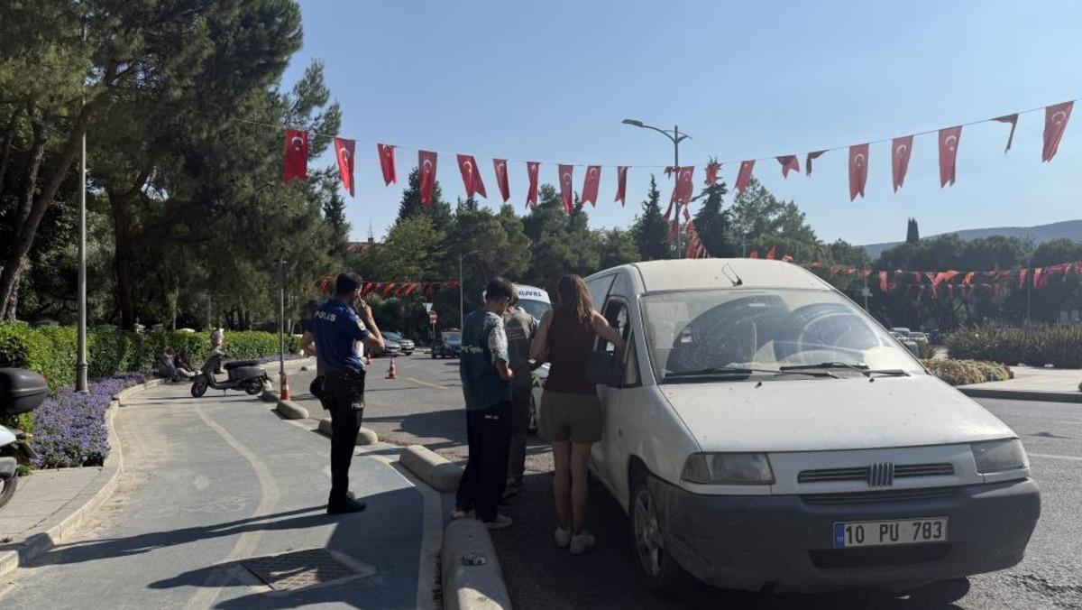 Ehliyetsiz sürücünün karıştığı kazada motosikletli yaralandı 1