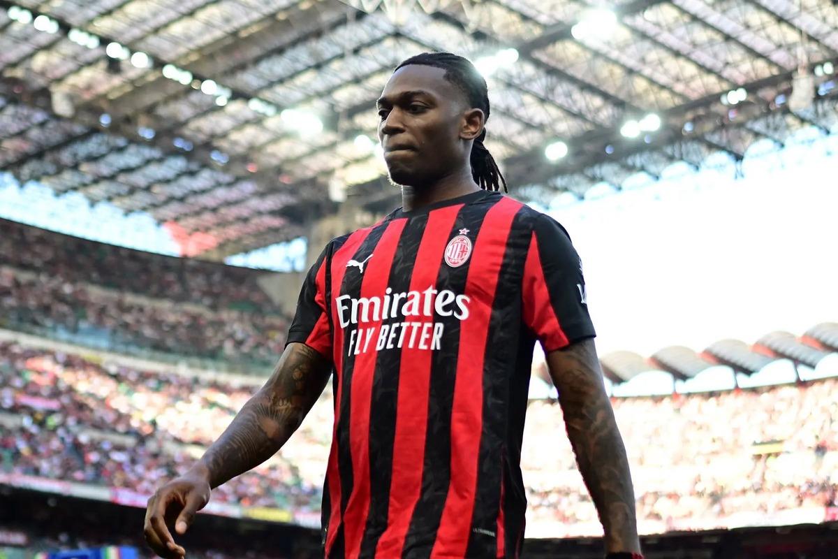 Galatasaray dan Leao bombası! Yıldız futbolcu Türkiye yi araştırıyor 3