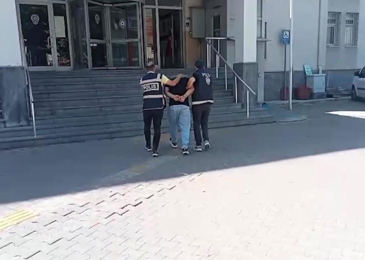 Kayseri’de kesinleşmiş hapis cezasıyla aranan 2 şahıs yakalandı 1