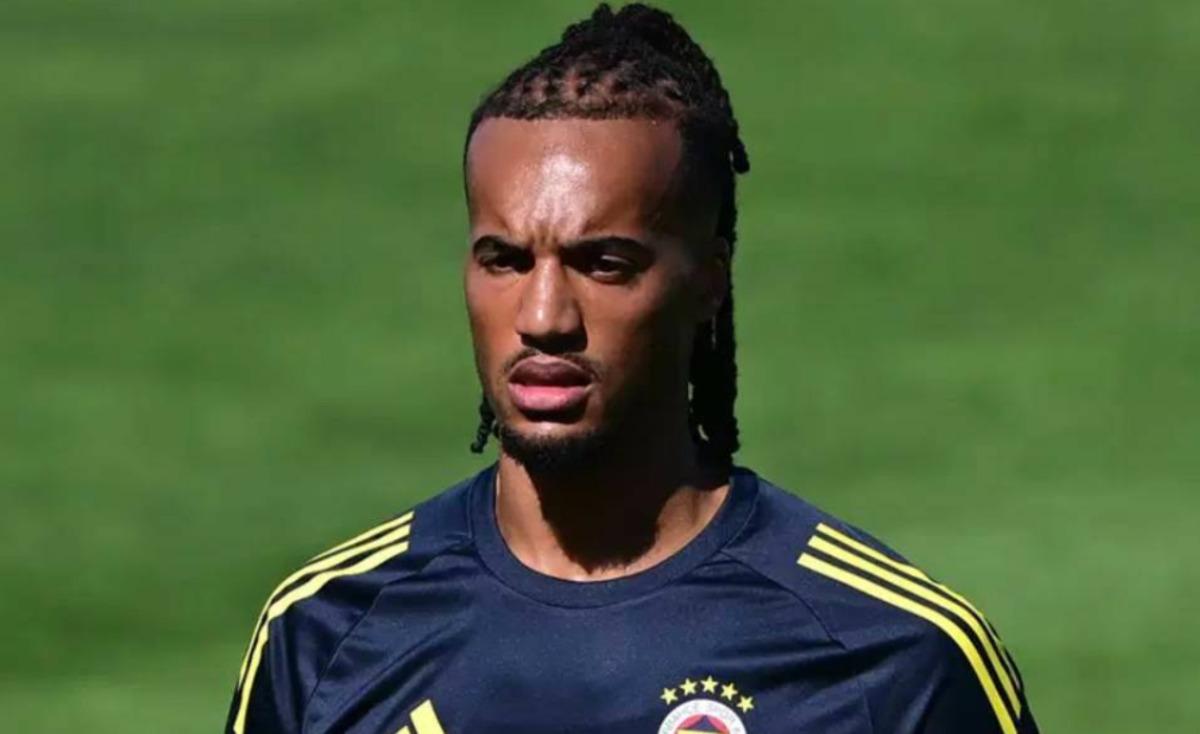 Fenerbahçe de dev transfer alarmı! Archie Brown, Premier Lig devinin radarında 3
