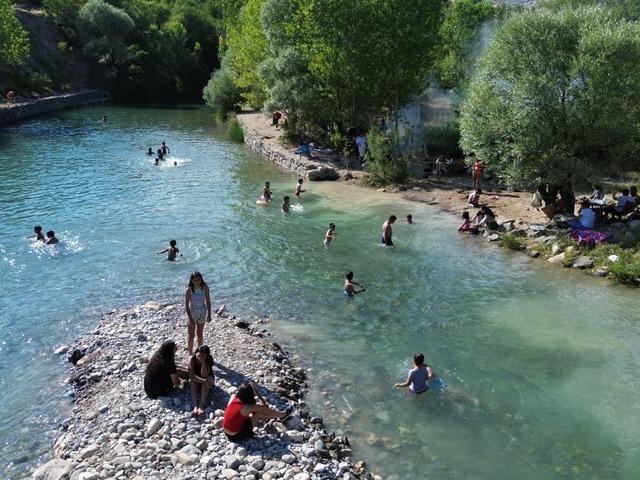 &Uuml;cretsiz tatilin adresi oldu! Bodrum'u aratmayan doğa harikası