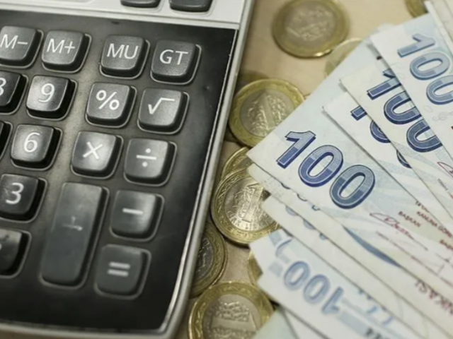 İş&ccedil;ilere rekor zam! En d&uuml;ş&uuml;k maaş 153 bin TL'ye &ccedil;ıktı