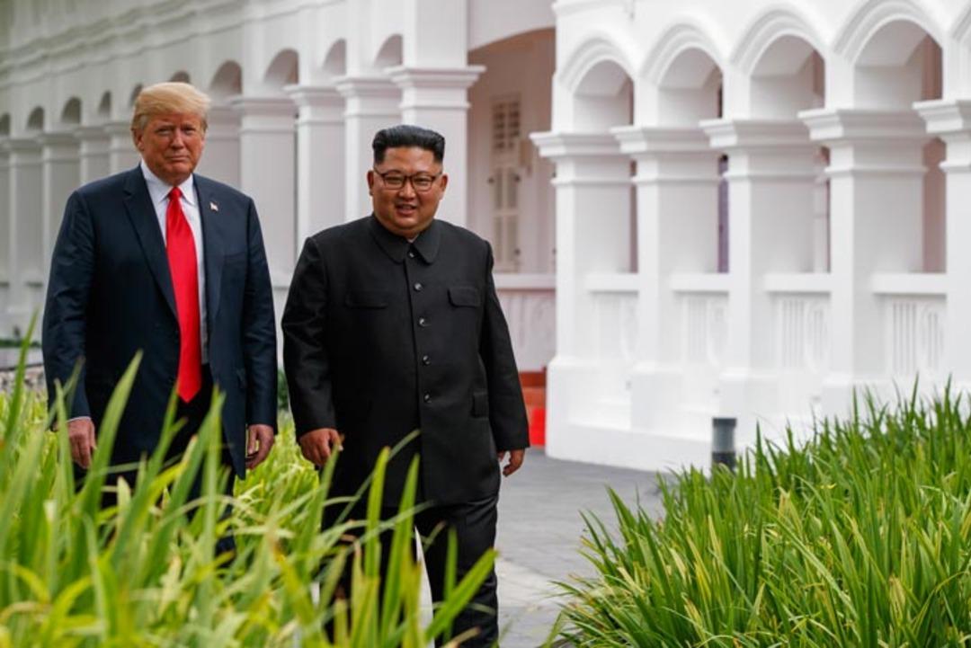D&uuml;nya b&ouml;yle g&ouml;rd&uuml;: Fotoğraflarla Kim-Trump g&ouml;r&uuml;şmesi! 