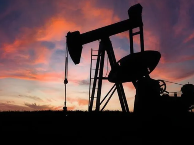 Brent petrol&uuml;n varili 88,32 dolardan işlem g&ouml;r&uuml;yor
