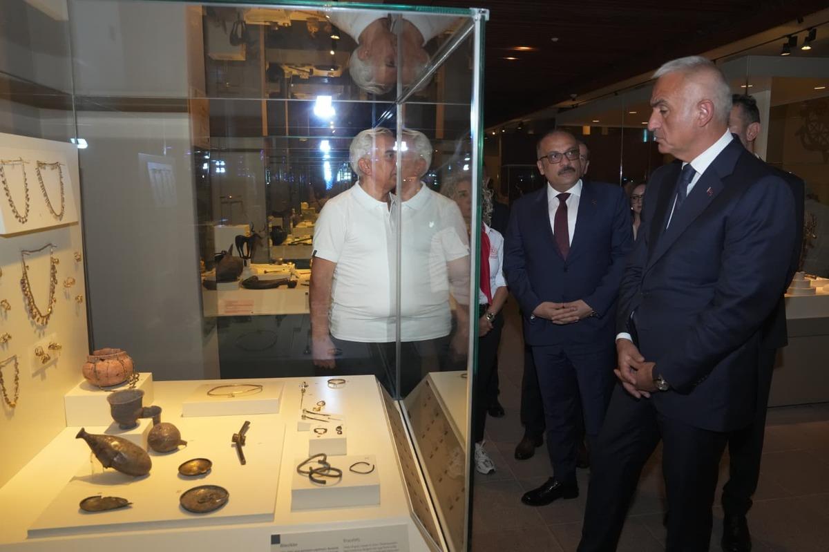 Çatalhöyük ten Mevlâna ya uzanan kültür yolculuğu Konya da başladı 6