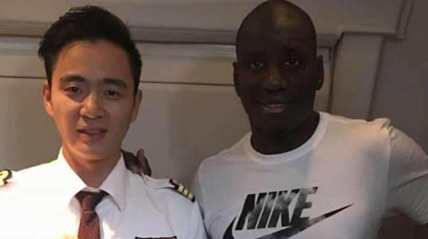 Demba Ba, Shanghai Shenhua kulübüne transfer oldu