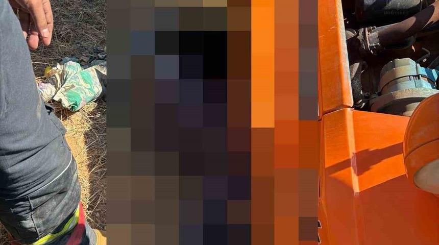 Karacasu&rsquo;da trakt&ouml;r devrildi: 1 &ouml;l&uuml;