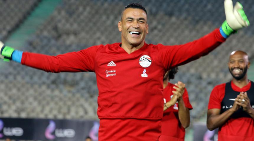 Mısır'lı kaleci Essam El Hadaray turnuvanın en yaşlısı