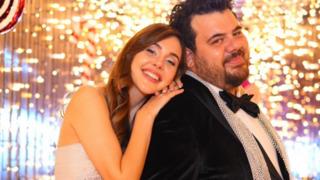 Berfu Yenenler hamileydim diyerek üzücü haberi verdi