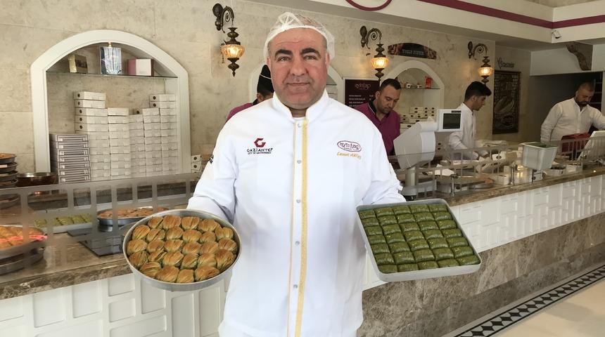 Gaziantep'te baklavacıların bayram yoğunluğu