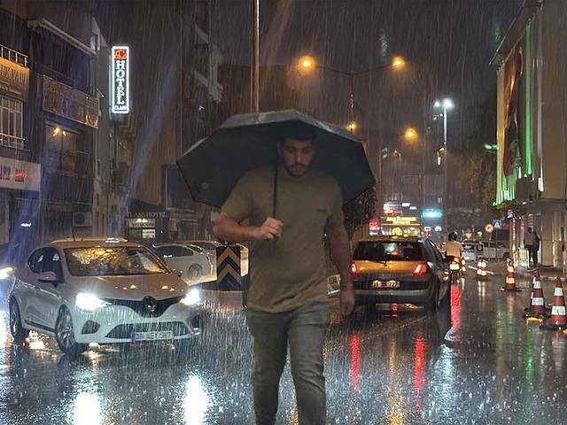 Valilik ve AKOM'dan peş peşe uyarı: Hava 8 derece birden soğuyor