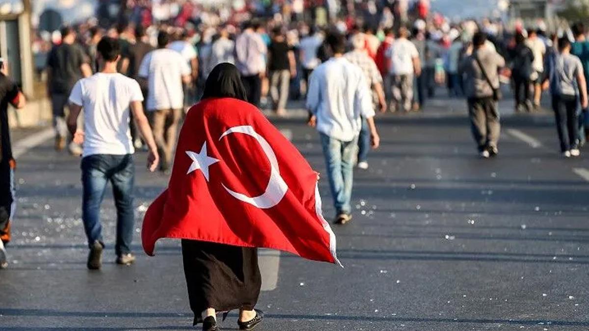 Bakan Uraloğlu 15 Temmuz gecesini anlattı! "Abdest alıp çocuklarla vedalaştım" 4