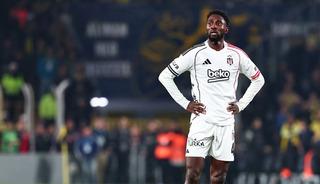 Beşiktaş'a Midtjylland ma&ccedil;ı &ouml;ncesi sakatlık şoku!