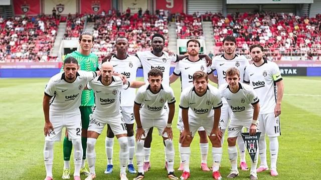 Beşiktaş'a Midtjylland maçı öncesi sakatlık şoku!