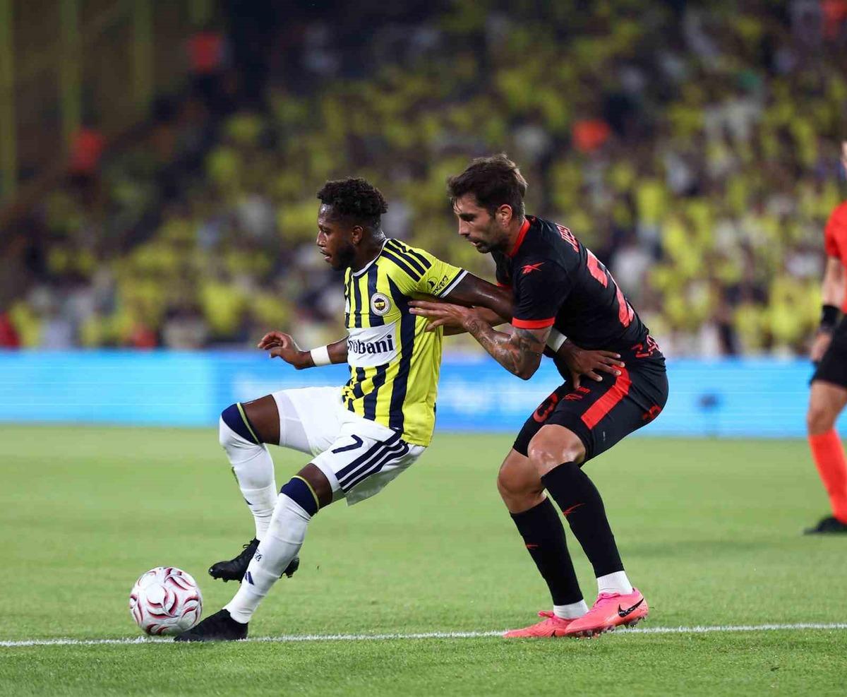 Fenerbahçe galibiyeti sonrası canlı yayında Leao bombası! "İhtimali var" 4