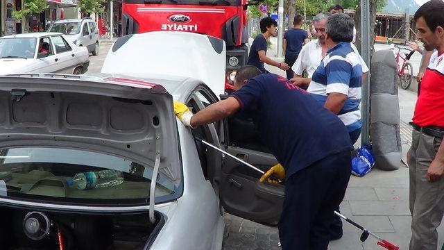 Otomobile giren yılan bulunamadı