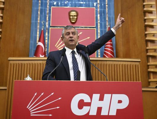 &Ouml;zel'in a&ccedil;ıklamasının ardından CHP'de istifa yağmuru