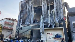 Kocaeli'de 7 kişinin öldüğü fabrika yangını davasında telefon şifreleri krizi