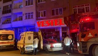 Dehşet gecesi: 3 &ccedil;ocuğunu evden &ccedil;ıkardı eşini katletti