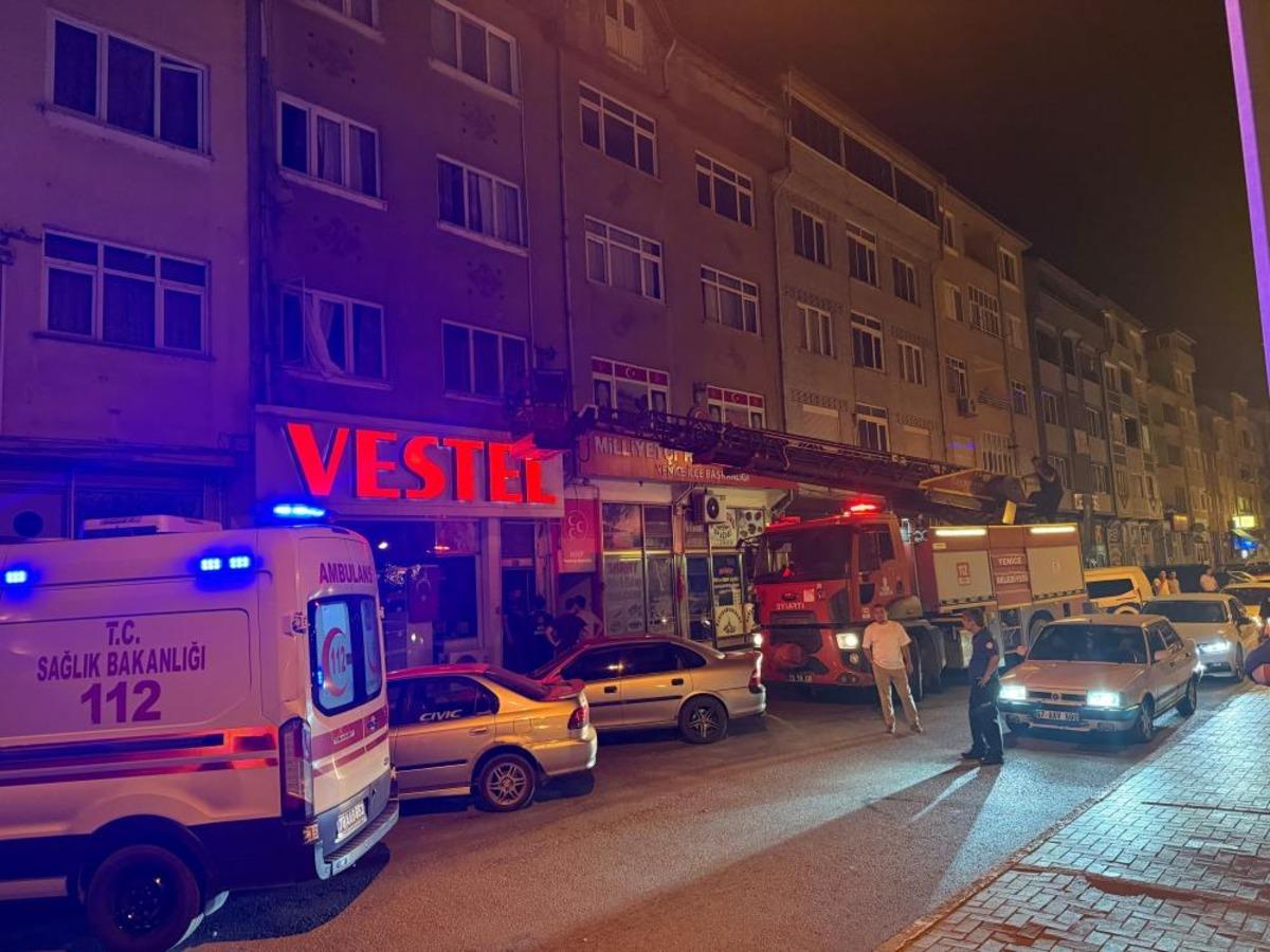 Karab&uuml;k te dehşet: Eşinin boğazını keserek &ouml;ld&uuml;rd&uuml; 1