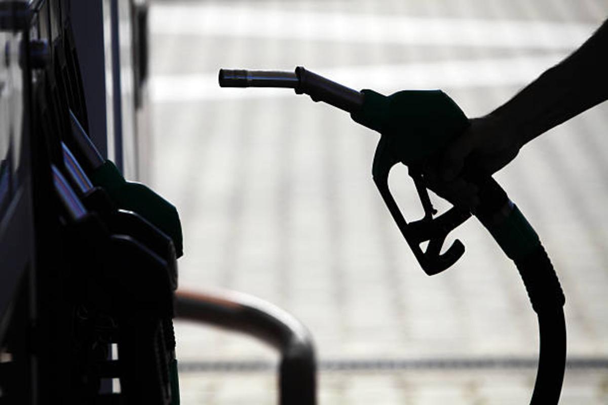Motorine zam geldi! Litre fiyatı 80 TL yi geçti 1