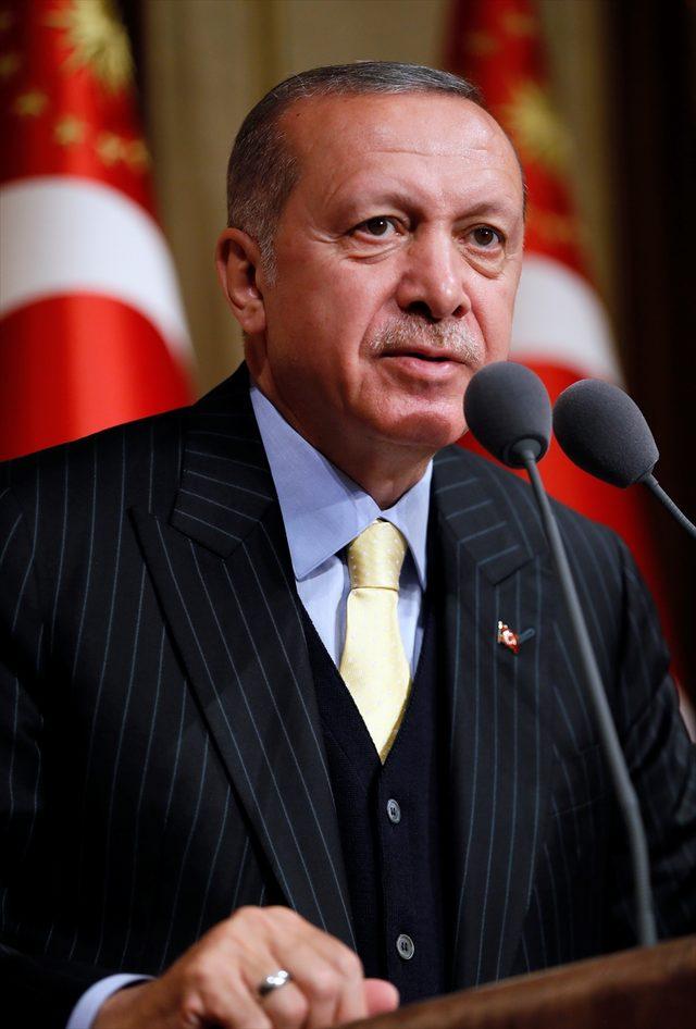Cumhurbaşkanı Erdoğan, Ankara muhtarları ile sahurda bir araya geldi