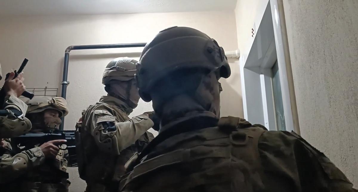22 ilde FETÖ operasyonu! 128 şüpheli yakalandı 2