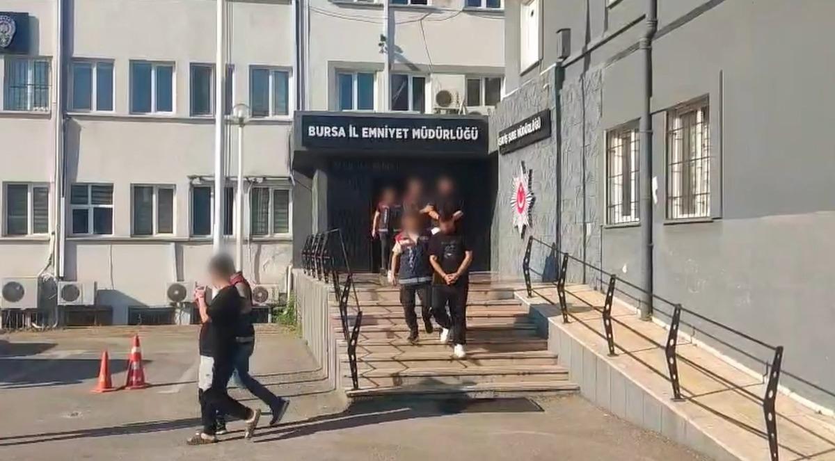 İnternetten ara&ccedil; satanları hedef aldılar! Noter tuzağı ile 4 milyon liralık vurgun 4