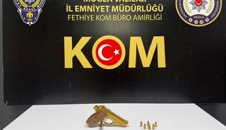 Muğla ve Antalya'da silah ka&ccedil;ak&ccedil;ılığı operasyonunda 10 ş&uuml;pheli yakalandı