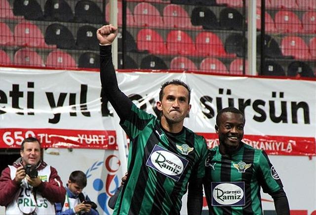 Süper Lig'in resmi hesabından 'Theofanis Gekas' paylaşımı