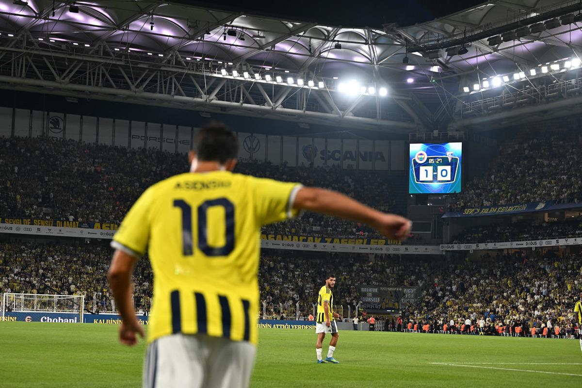 Fenerbahçe sezonu açtı galibiyet reyting sonuçlarına yansıdı! Futbolseverler ekrana kilitlendi 1