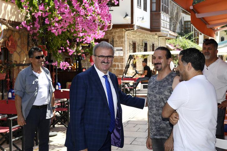 Antalya, bayramda 1 milyon turisti ağırlayacak