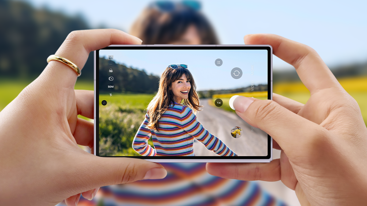 Samsung, yeni katlanabilir telefonlarını tanıttı! İşte fiyatları