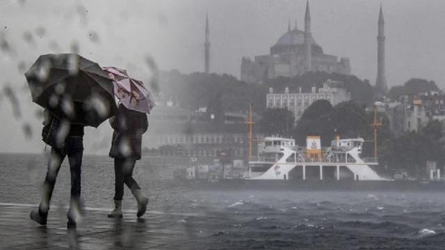 İstanbul'da fırtına: Beykoz'da 5 gün, Sarıyer ve Arnavutköy'de yarın denize girmek yasaklandı