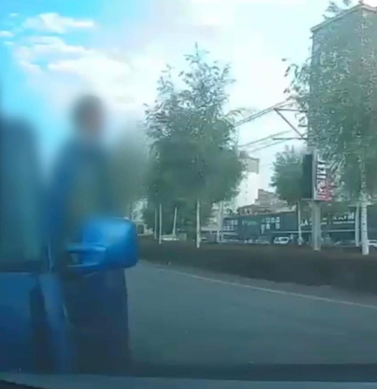 Otomobile arkadan &ccedil;arptı, saldırmak i&ccedil;in aracından indi, 337 bin TL ceza yedi 3