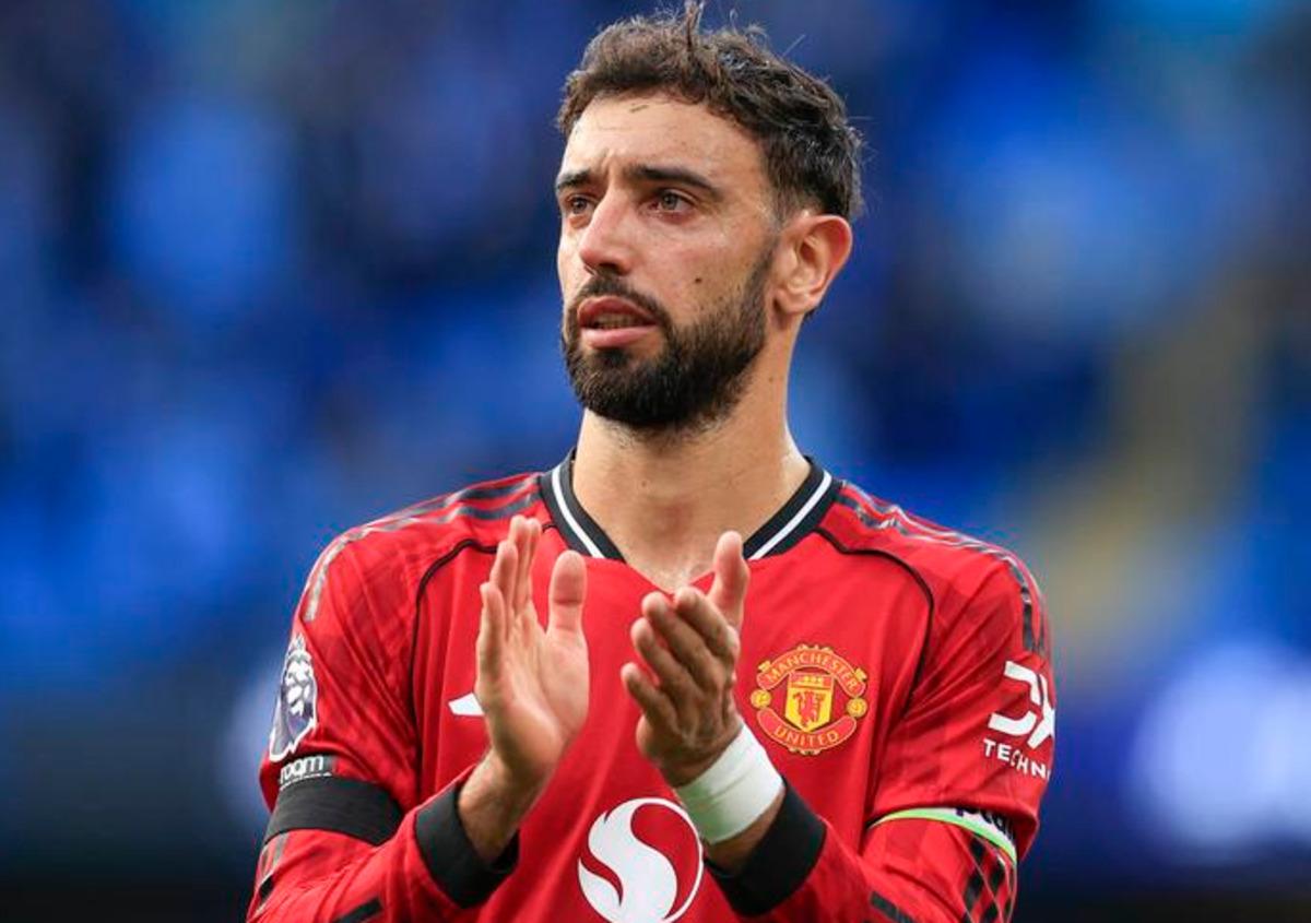 Galatasaray dan yılın bombası! Bruno Fernandes in menajeriyle g&ouml;r&uuml;ş&uuml;ld&uuml;, yıldızdan yeşil ışık 1