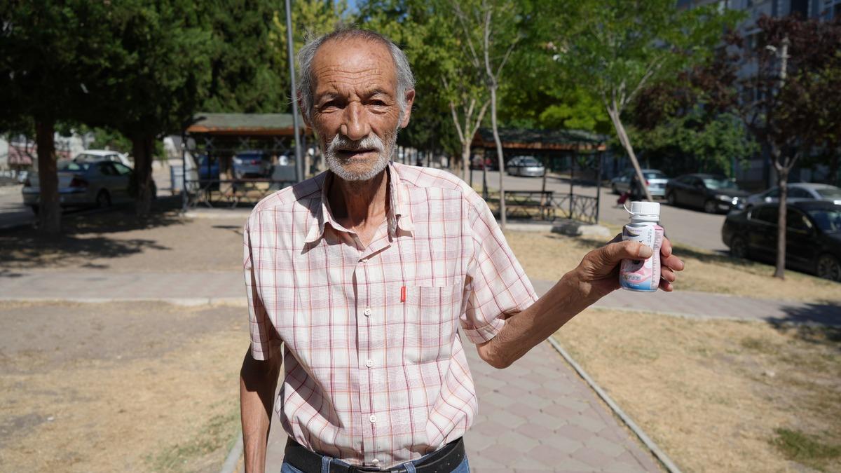 34 yıl sonra su içmeye başladı, bu kez de yemek yiyemez oldu! 74 yaşındaki adamın bitmeyen çilesi 2