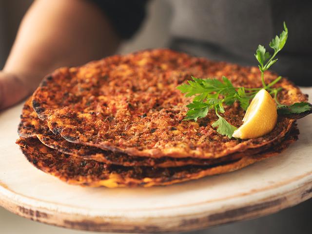  Bakanlık listeyi g&uuml;ncelledi: Lahmacun ve kebaptan sakatat &ccedil;ıktı
