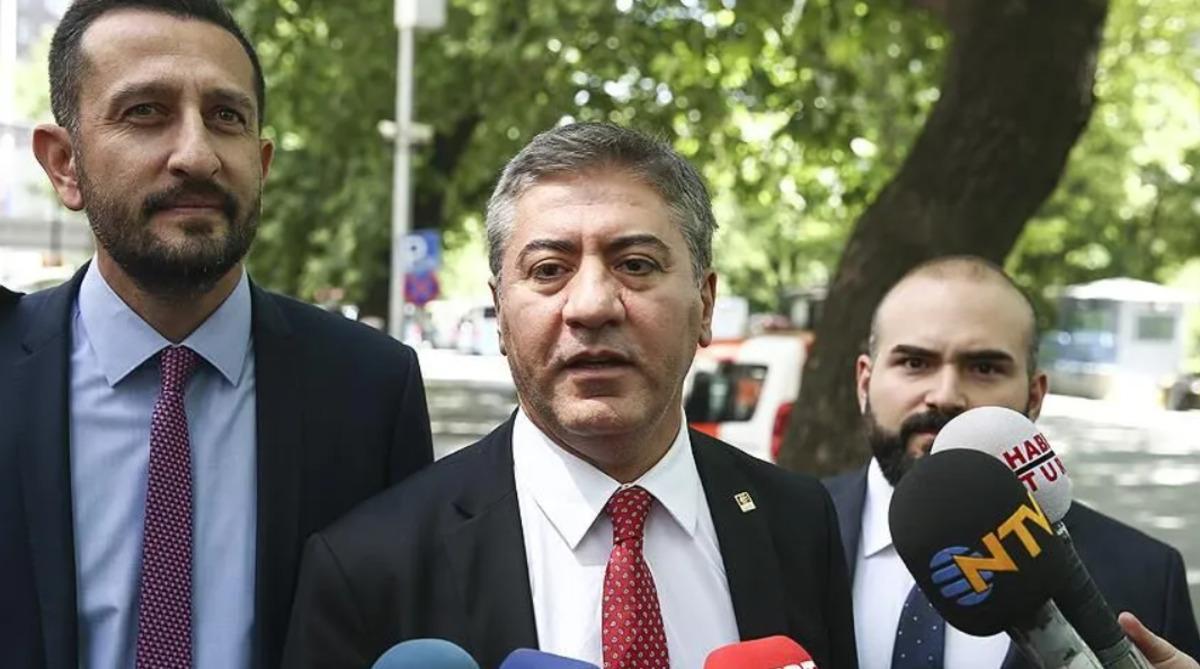 Yeni parti &ouml;ncesi kritik toplantı sona erdi: &ldquo;Kararlarımızı oy birliğiyle aldık&rdquo; 1
