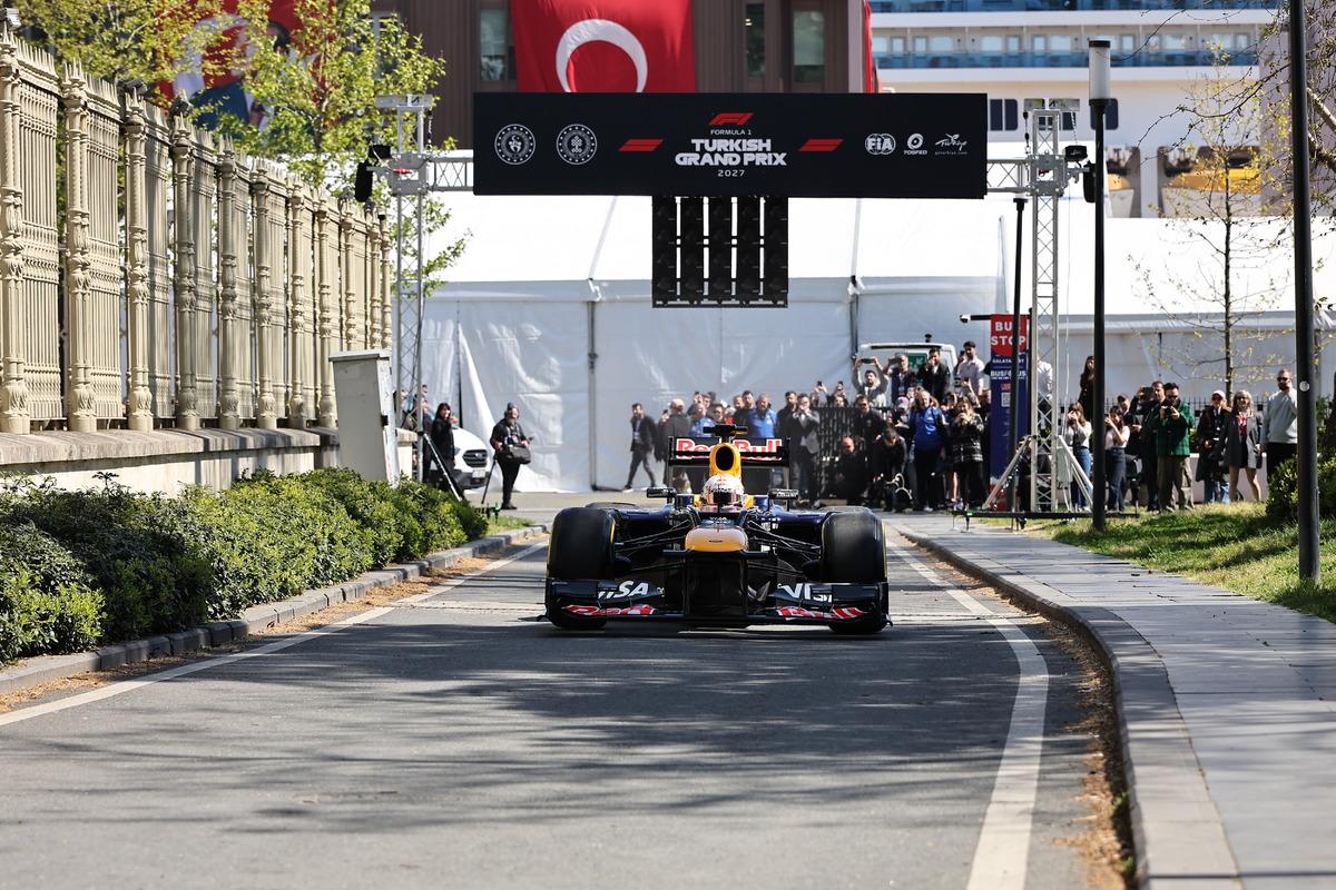 GoTürkiye nin Formula 1 tanıtım filmi 64 milyondan fazla görüntülenmeye ulaştı 1