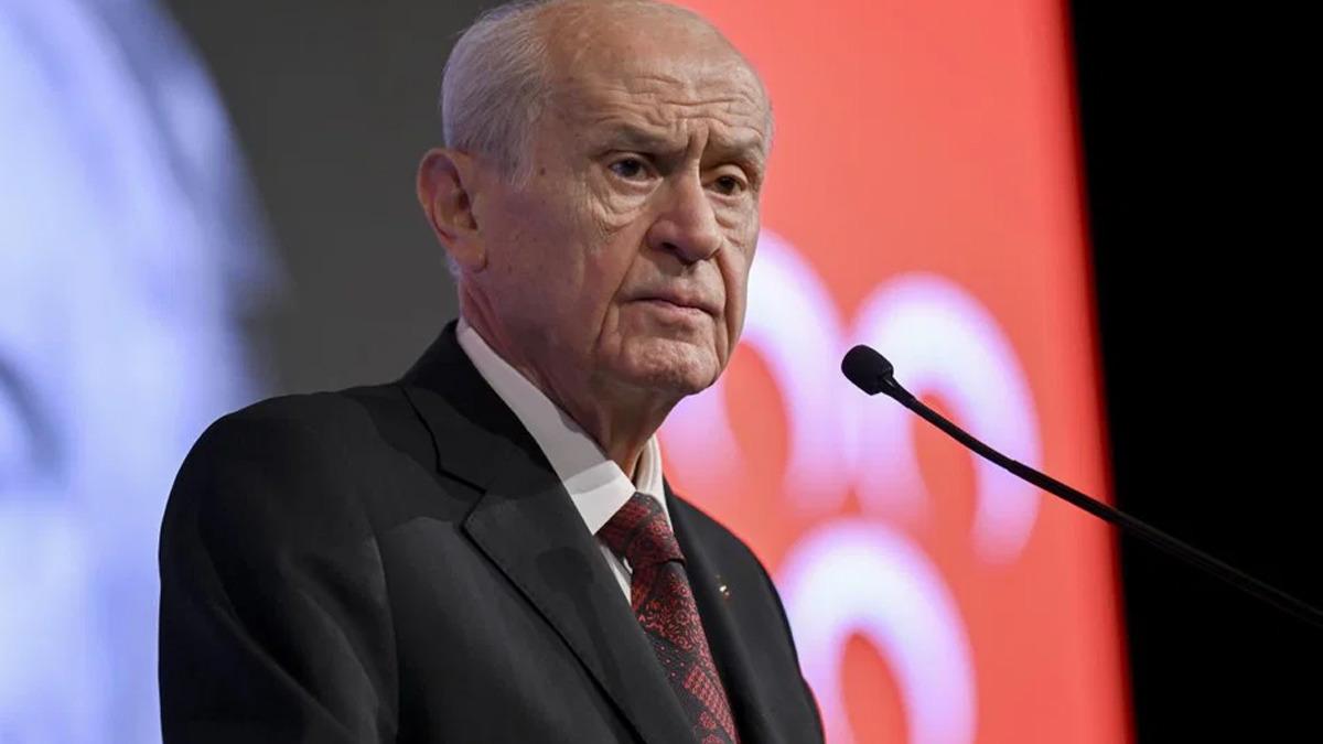 Bah&ccedil;eli den  Yeni Parti  mesajı! Hazine yardımıyla ilgili dikkat &ccedil;eken &ccedil;ıkış 2
