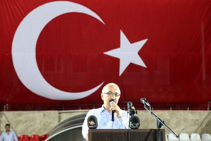 Kalkınma Bakanı Elvan: AK Partinin iktidara gelmemesi için çabalayan dış güçler var Kalkınma Bakanı Elvan: AK Partinin iktidara gelmemesi için çabalayan dış güçler var