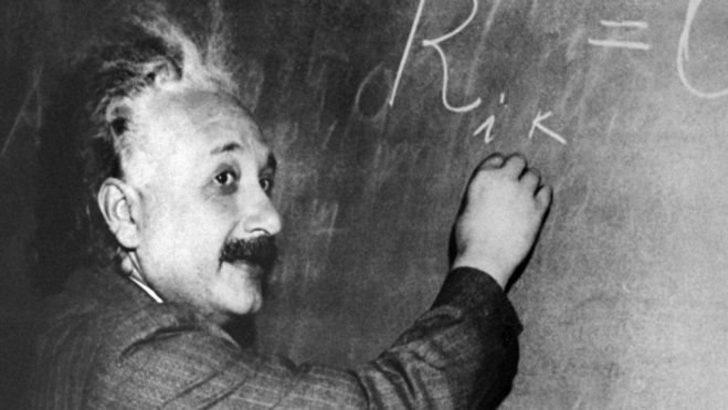 Einstein'ın seyahat günlükleri ırkçı ve yabancı düşmanı görüşlerini ortaya koydu